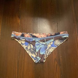 Medium Maaji Bikini bottom in blue— revisable!